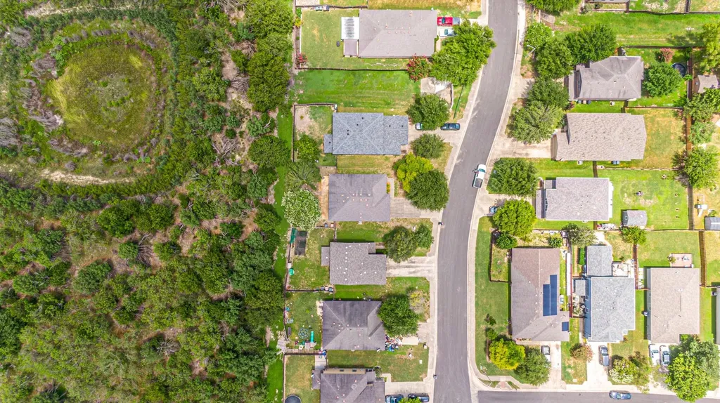 180 Onyx Lake Drive Kyle TX 78640