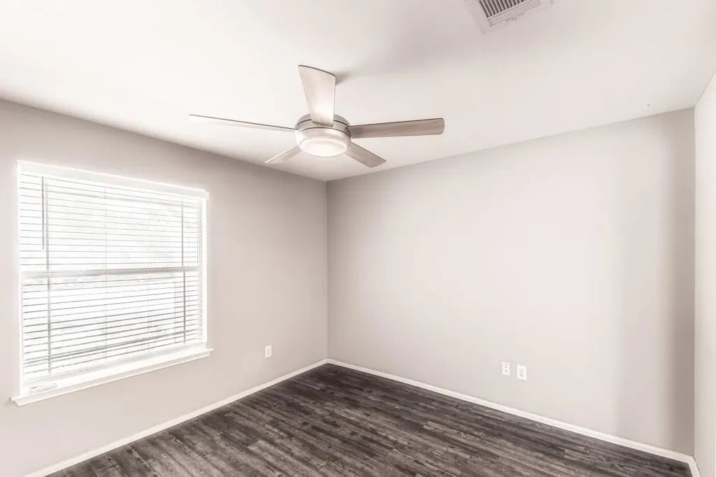 180 Onyx Lake Drive Kyle TX 78640