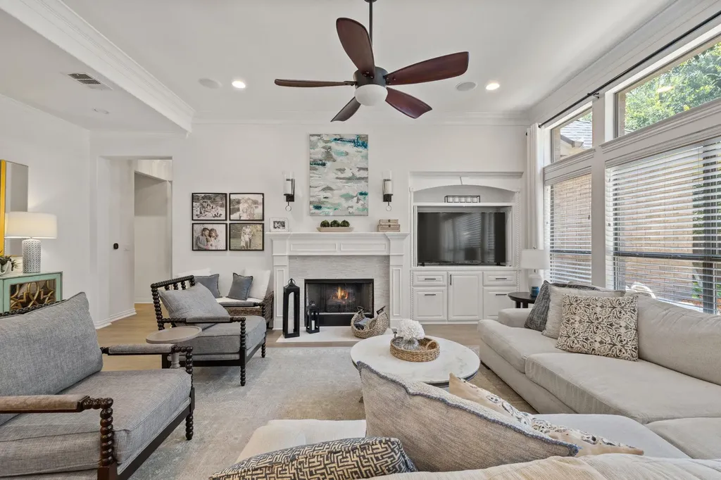 1124 Castle Path Round Rock TX 78681
