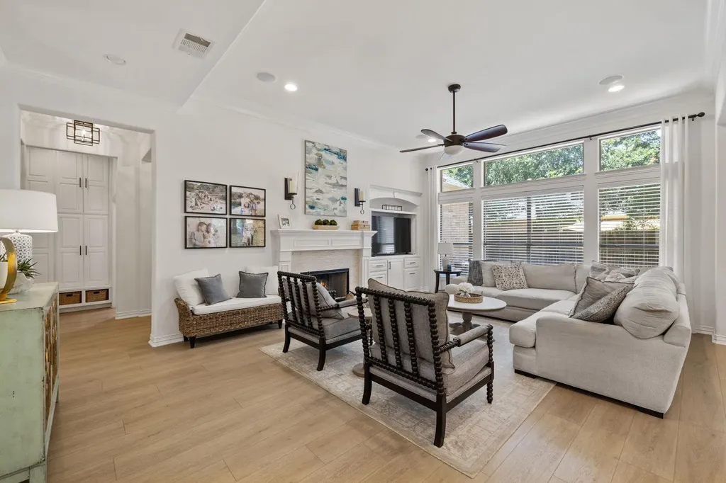 1124 Castle Path Round Rock TX 78681