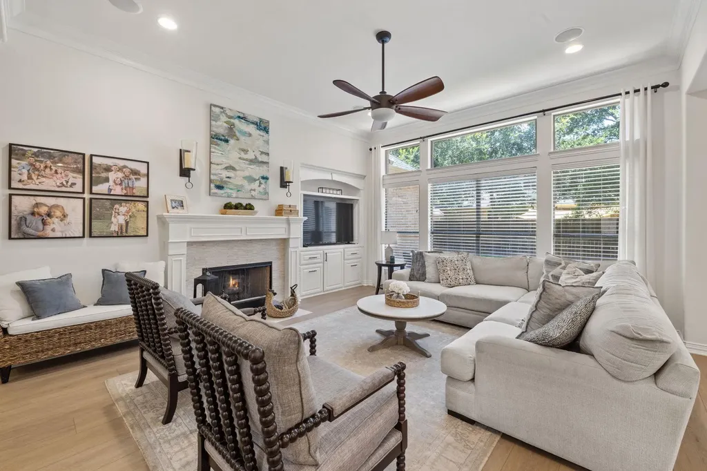 1124 Castle Path Round Rock TX 78681