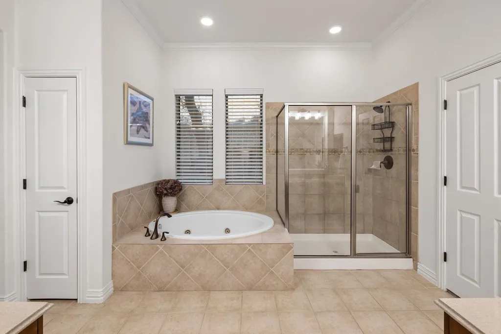 1124 Castle Path Round Rock TX 78681