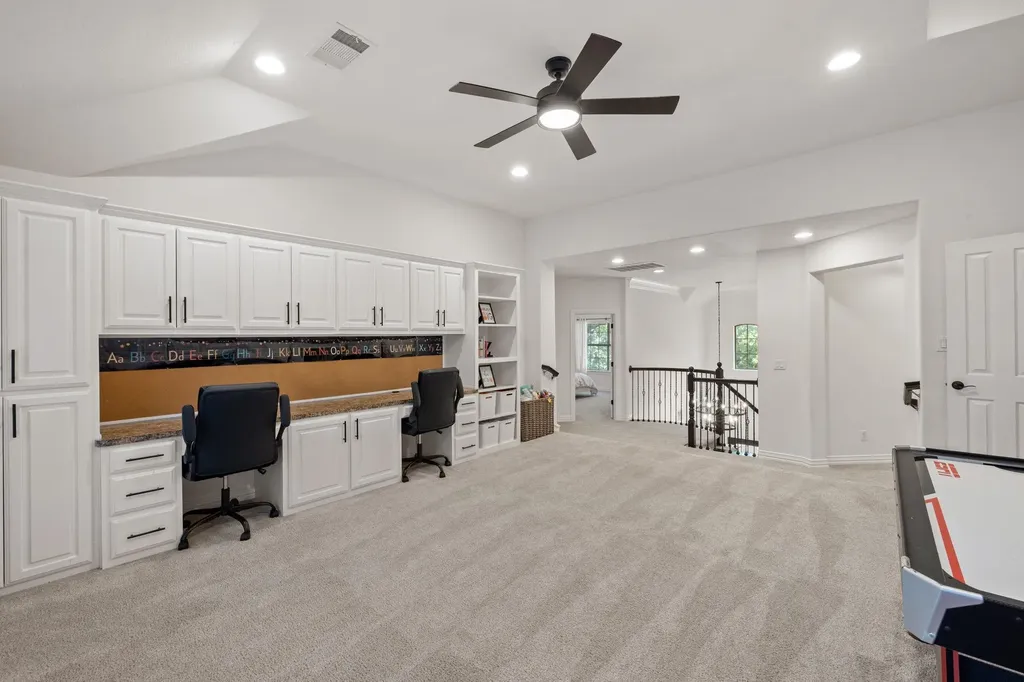 1124 Castle Path Round Rock TX 78681