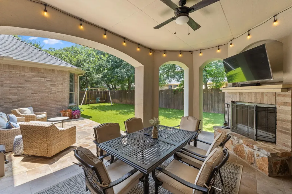1124 Castle Path Round Rock TX 78681