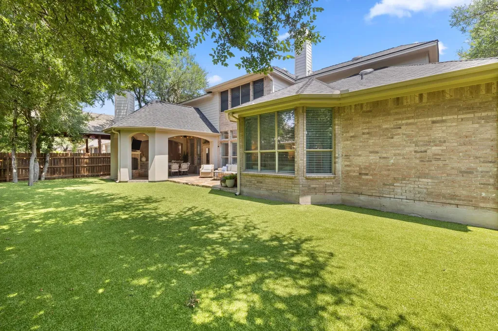 1124 Castle Path Round Rock TX 78681