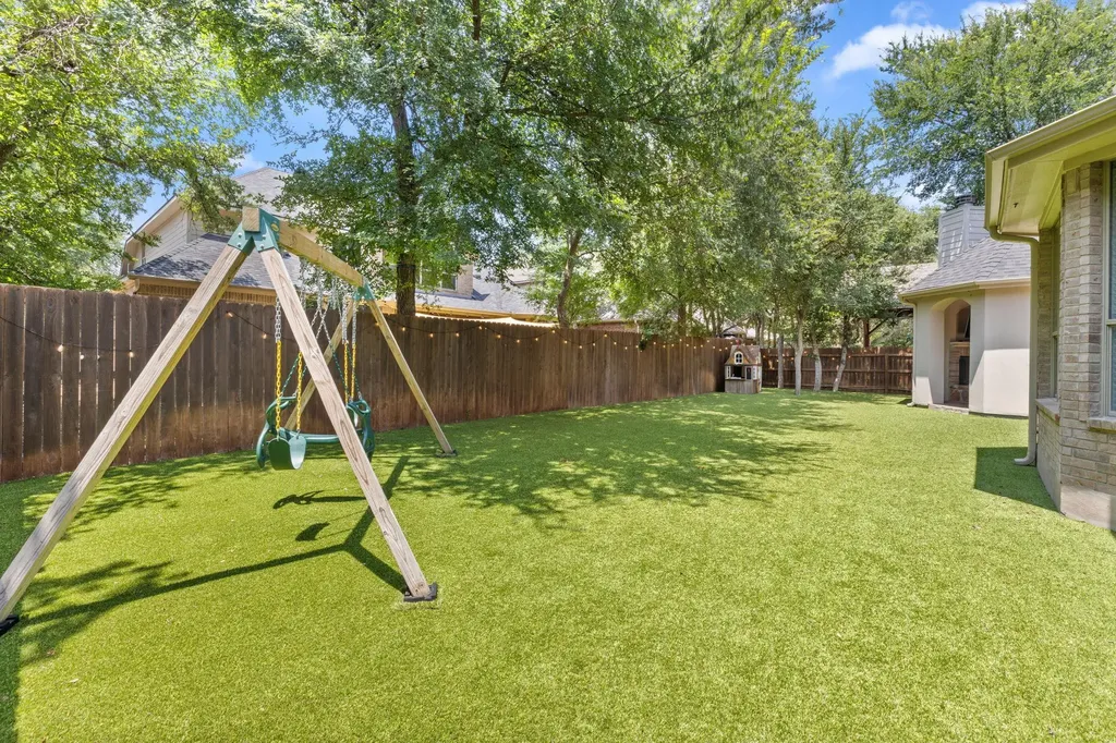 1124 Castle Path Round Rock TX 78681
