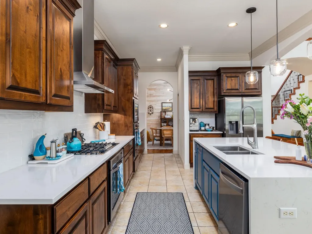 8808 Flycatcher Court Austin TX 78738