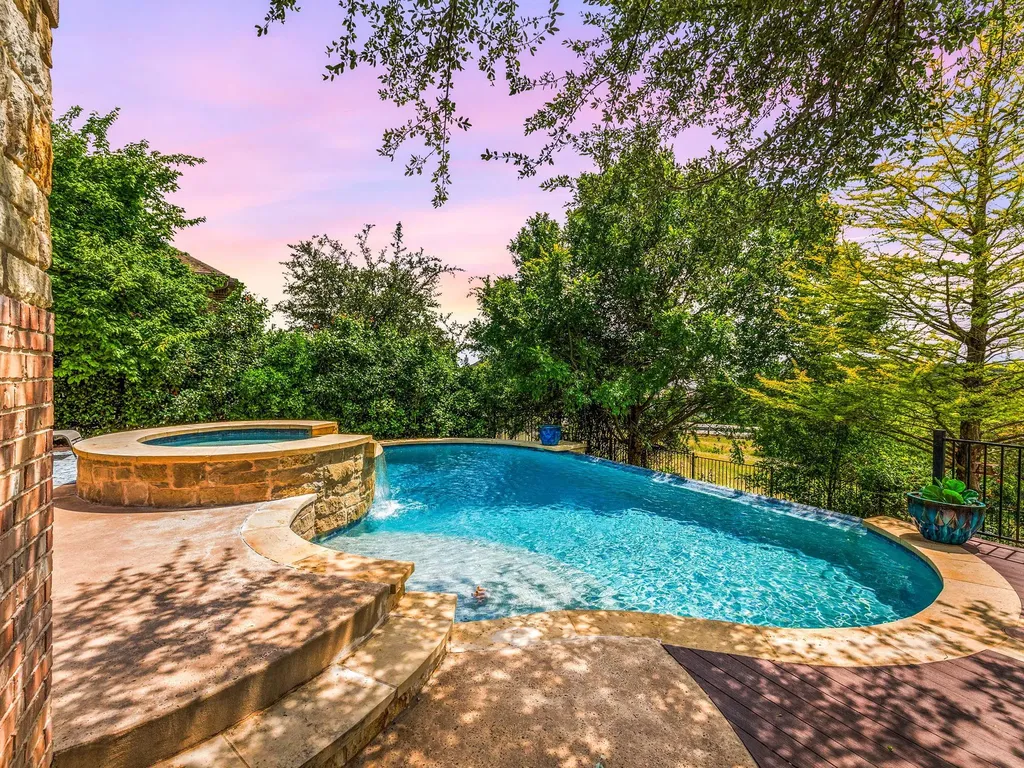 8808 Flycatcher Court Austin TX 78738