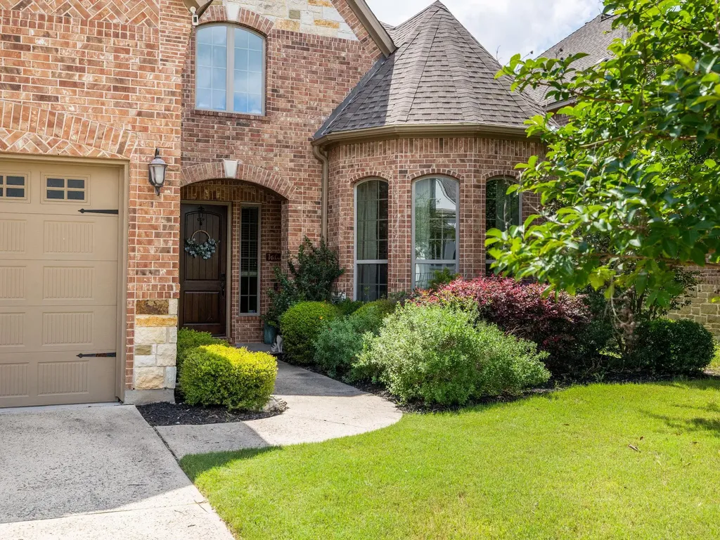 8808 Flycatcher Court Austin TX 78738