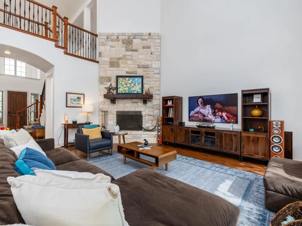 8808 Flycatcher Court Austin TX 78738