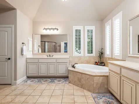 8808 Flycatcher Court Austin TX 78738