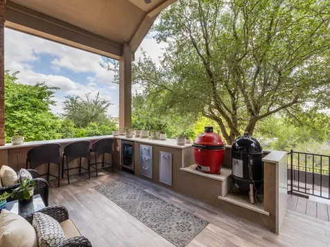 8808 Flycatcher Court Austin TX 78738