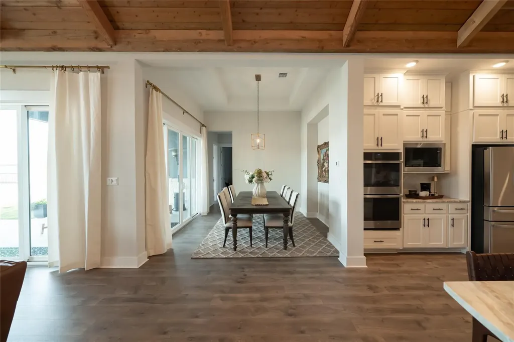 157 Mcnaughton Drive Liberty Hill TX 78642