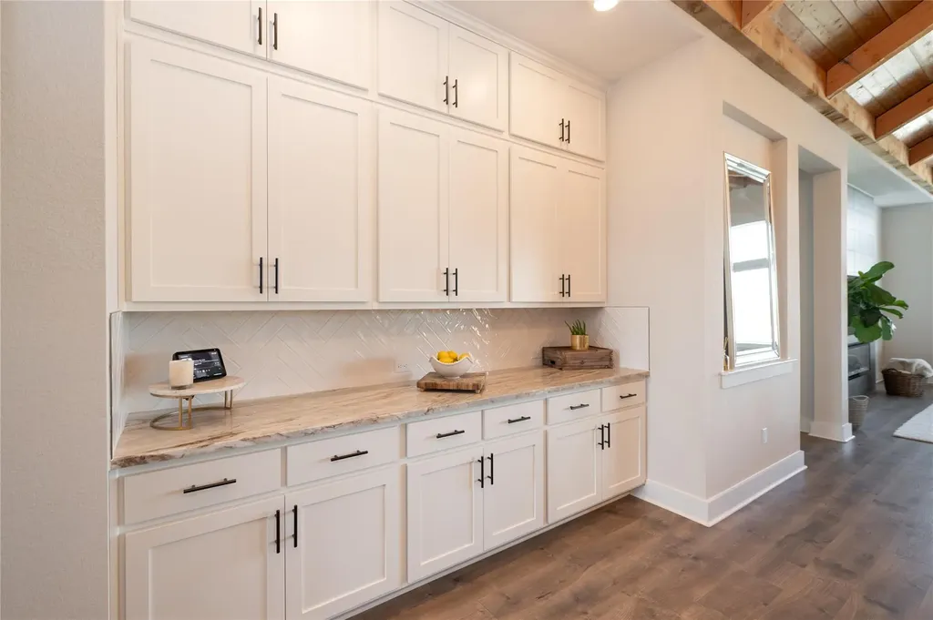 157 Mcnaughton Drive Liberty Hill TX 78642