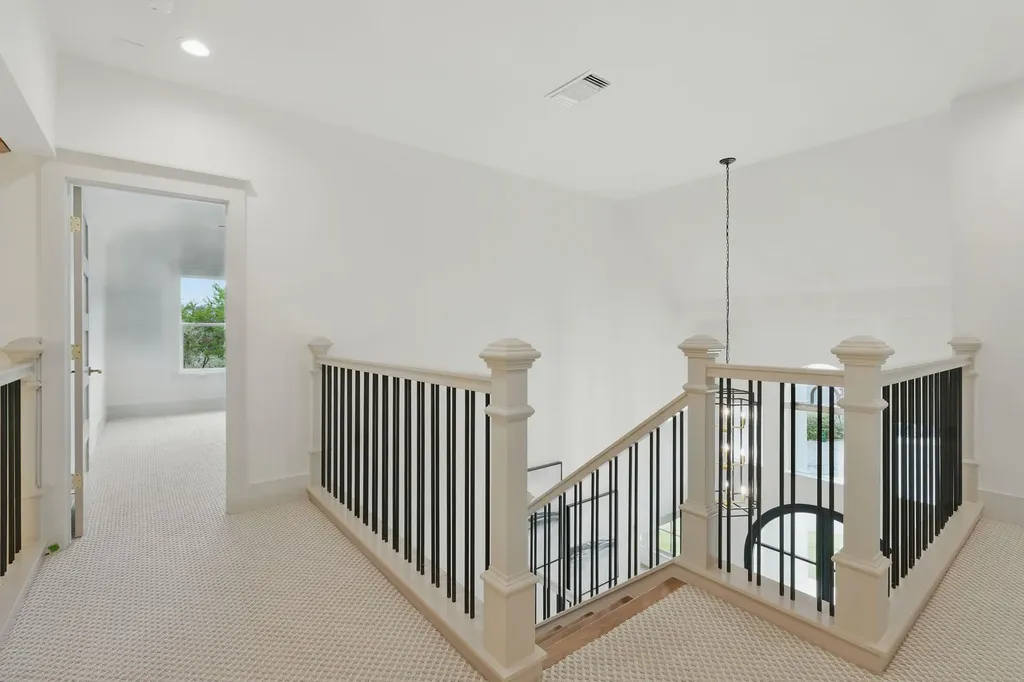 6905 Rudi Cove Austin TX 78759