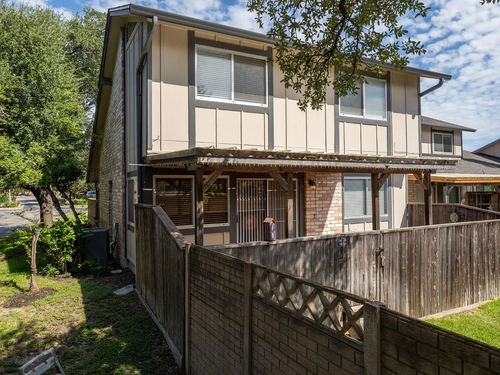 1000 Verbena Drive Austin TX 78750