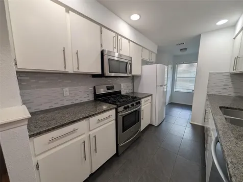 4601 Tamarack Trail Austin TX 78727