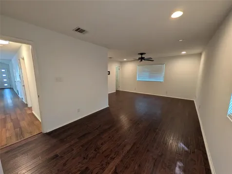4601 Tamarack Trail Austin TX 78727
