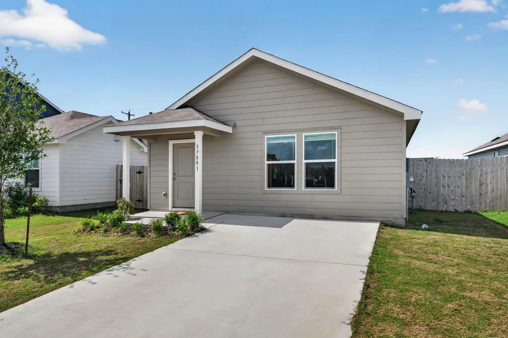 17801 Dockery Drive Elgin TX 78621