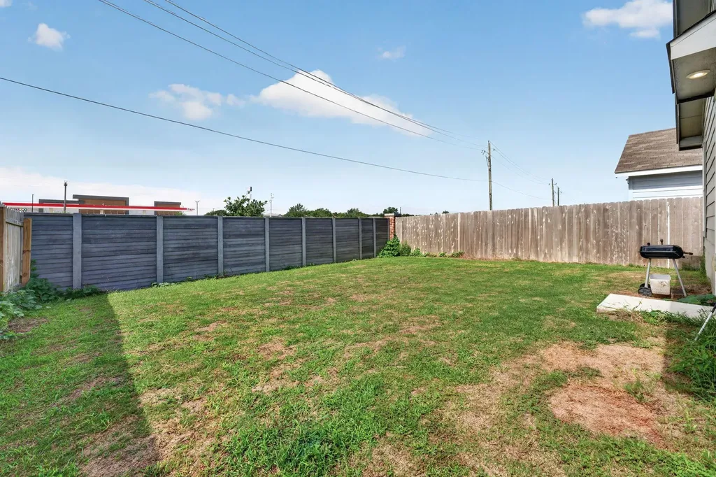 17801 Dockery Drive Elgin TX 78621