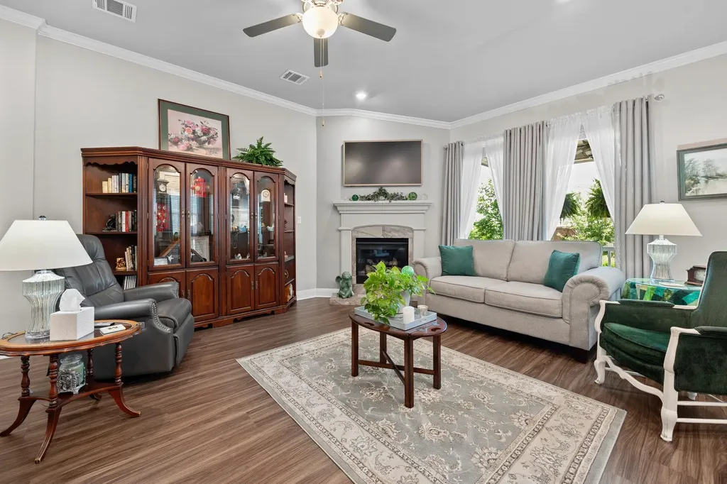 2105 Prairie Oaks Drive Georgetown TX 78628