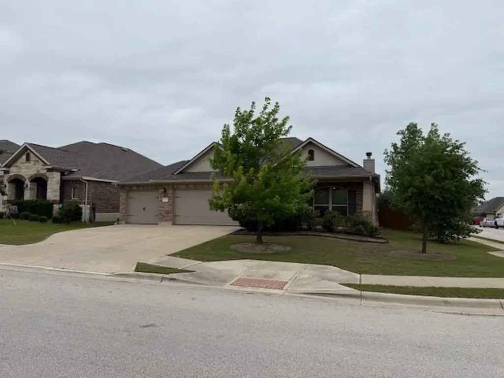 1105 Arvada Drive Leander TX 78641