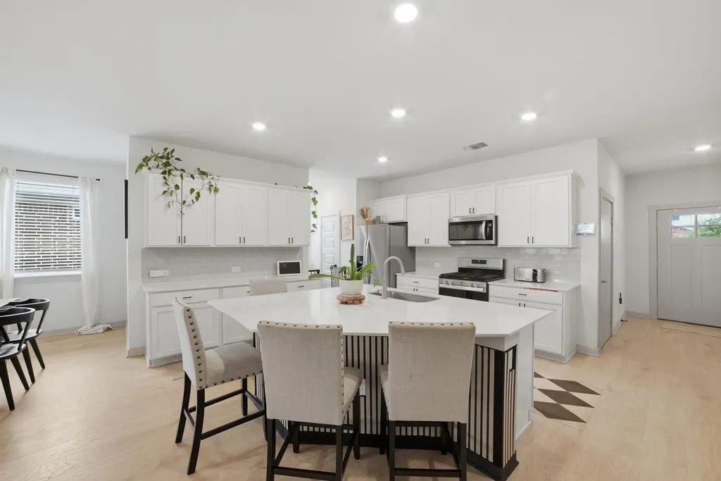 3608 Overlord Lane Austin TX 78754