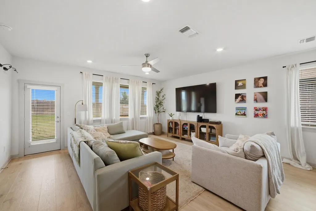 3608 Overlord Lane Austin TX 78754