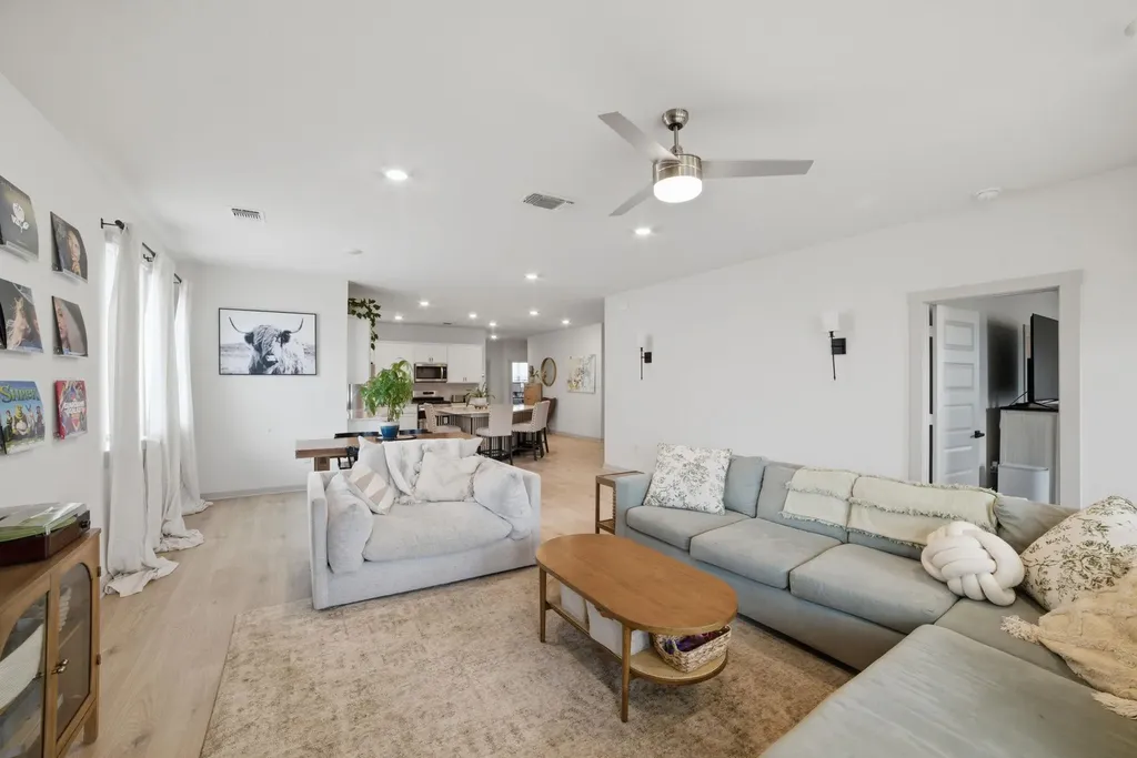 3608 Overlord Lane Austin TX 78754
