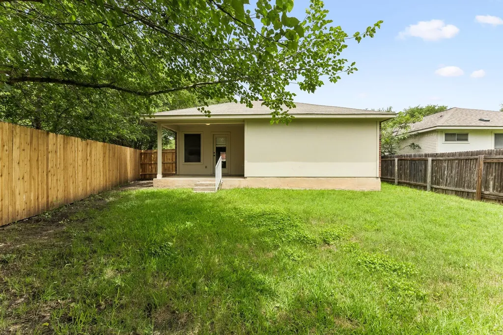 1519 Miss Allisons Way Pflugerville TX 78660