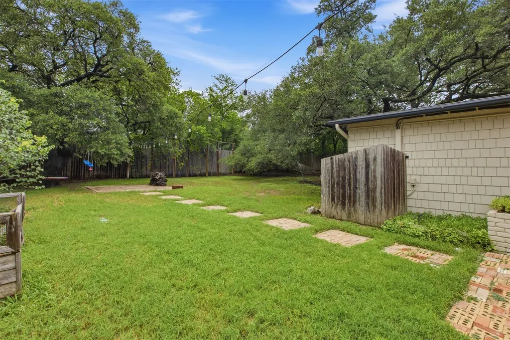 11901 North Oaks Drive Austin TX 78753