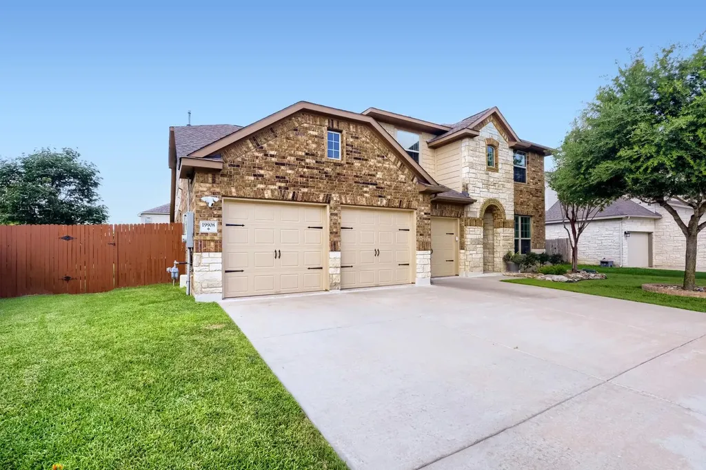 19908 Sparhawk Terrace Pflugerville TX 78660