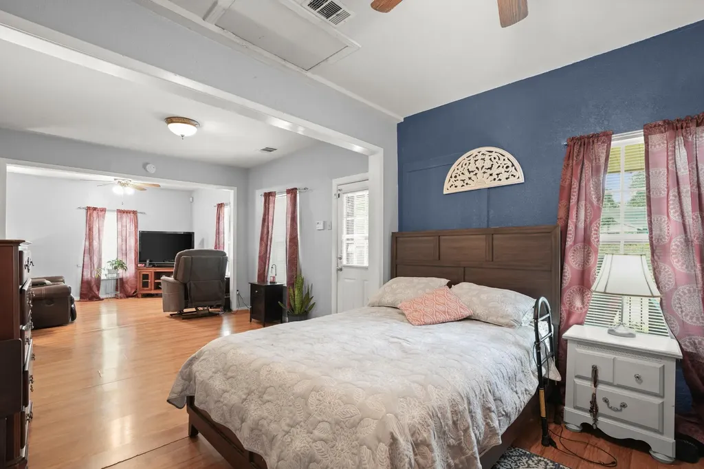 1908 Holly Street Austin TX 78702