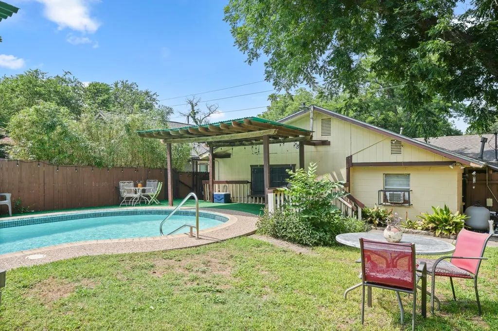 1908 Holly Street Austin TX 78702