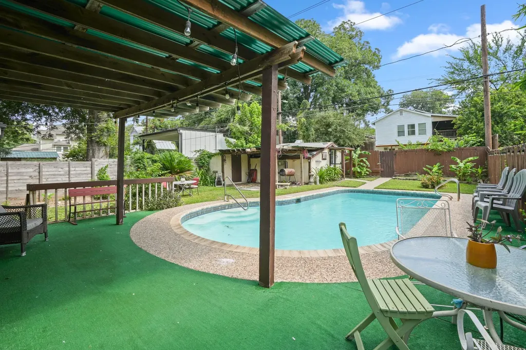 1908 Holly Street Austin TX 78702