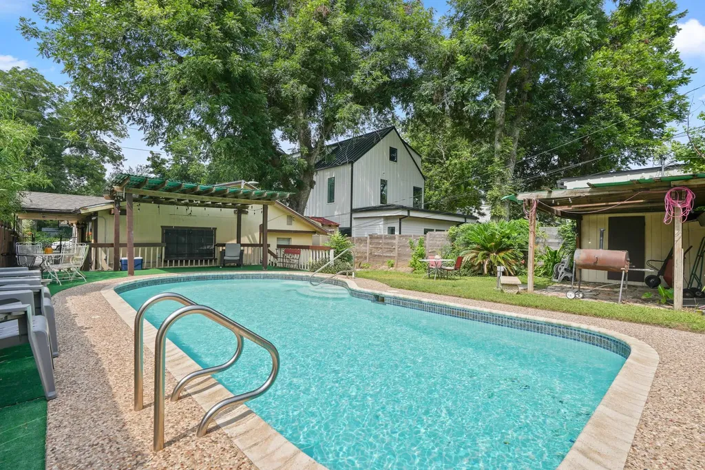 1908 Holly Street Austin TX 78702