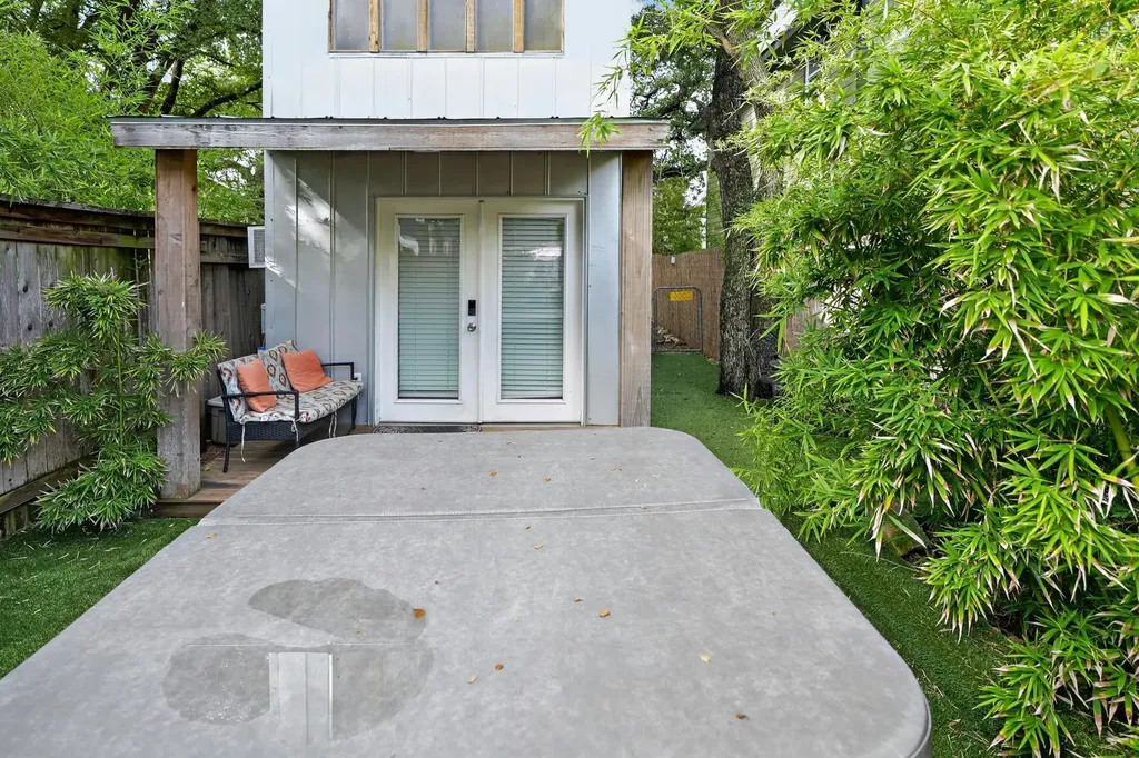 307 E 35th Street Austin TX 78705