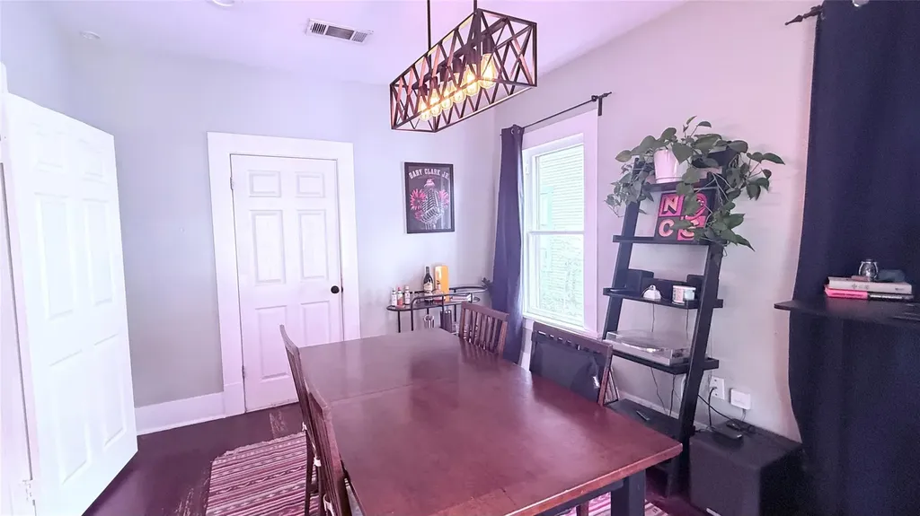 307 E 35th Street Austin TX 78705