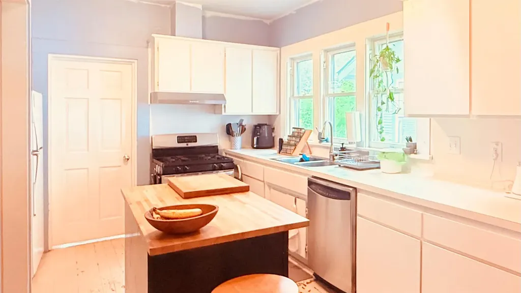 307 E 35th Street Austin TX 78705