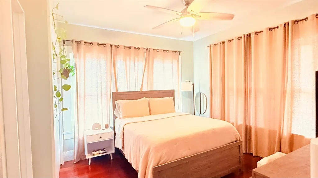 307 E 35th Street Austin TX 78705