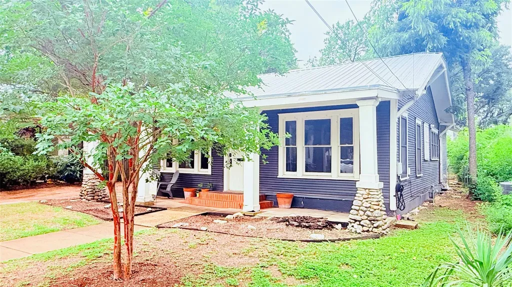 307 E 35th Street Austin TX 78705
