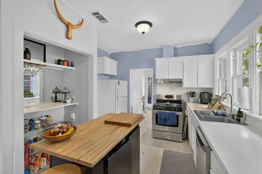 307 E 35th Street Austin TX 78705