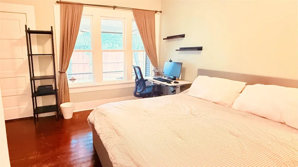 307 E 35th Street Austin TX 78705