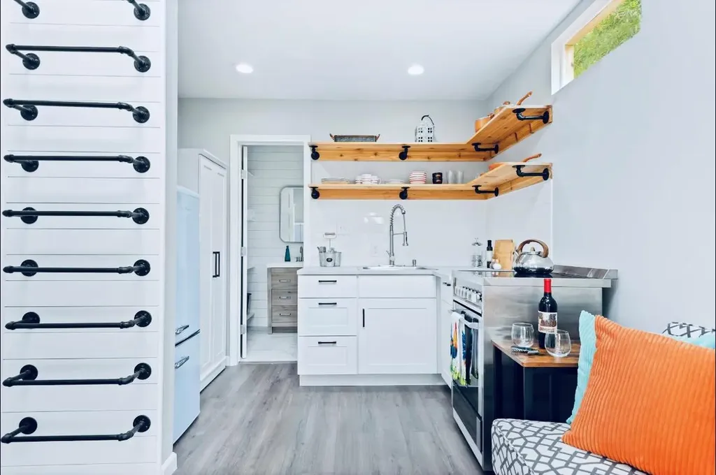 307 E 35th Street Austin TX 78705