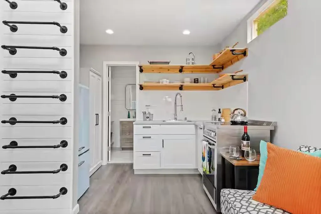 307 E 35th Street Austin TX 78705