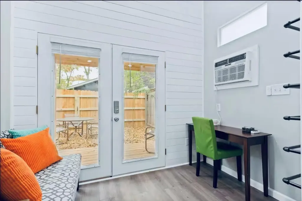 307 E 35th Street Austin TX 78705