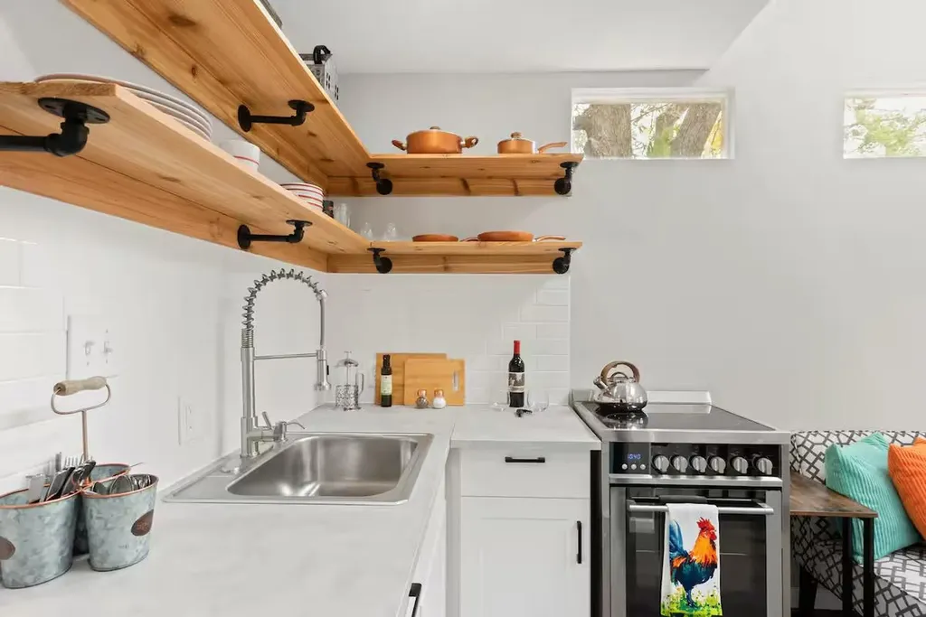 307 E 35th Street Austin TX 78705