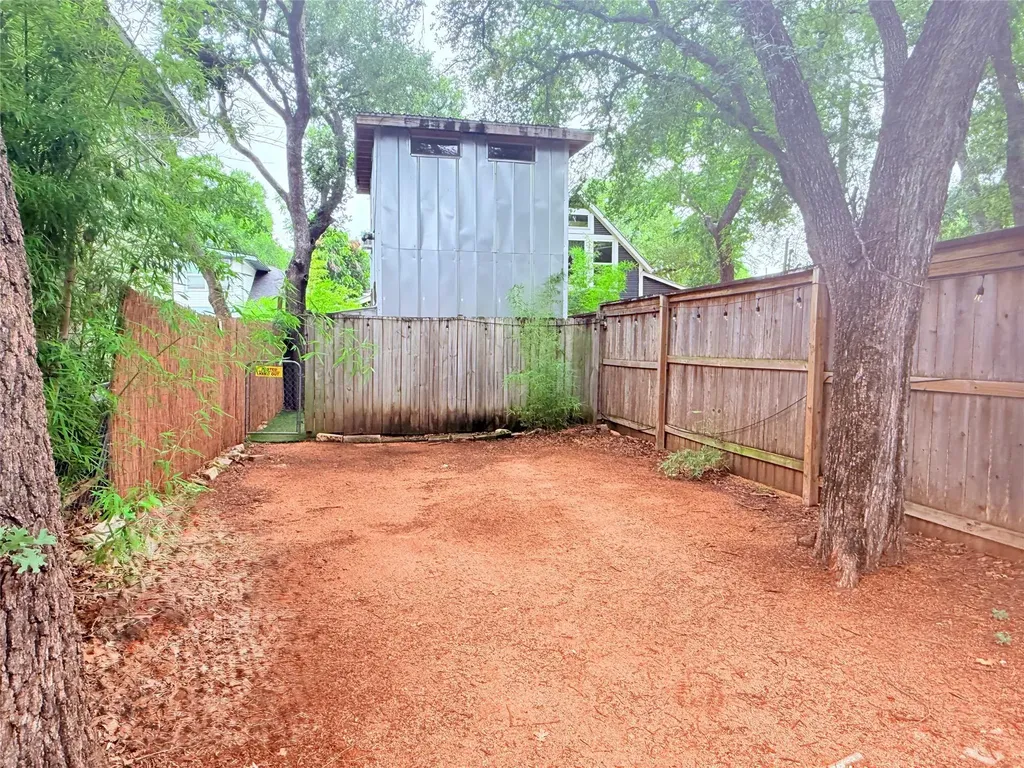 307 E 35th Street Austin TX 78705