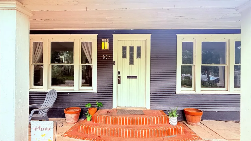 307 E 35th Street Austin TX 78705