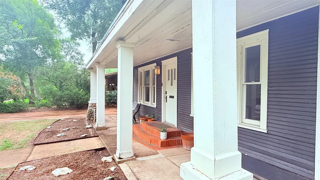 307 E 35th Street Austin TX 78705